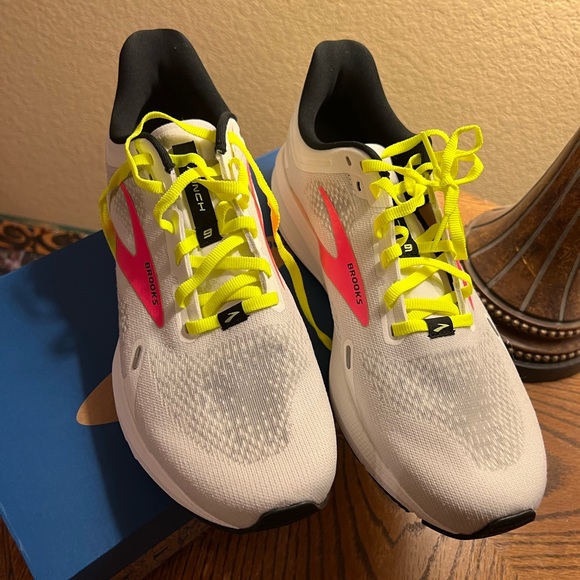 Brooks Men’s Launch 9 Running Shoes - NWT - Picture 8 of 10